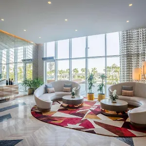 Radisson Damac Hills Отель Дубай
