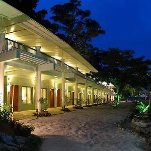 卡玛彦海滩酒店 度假村